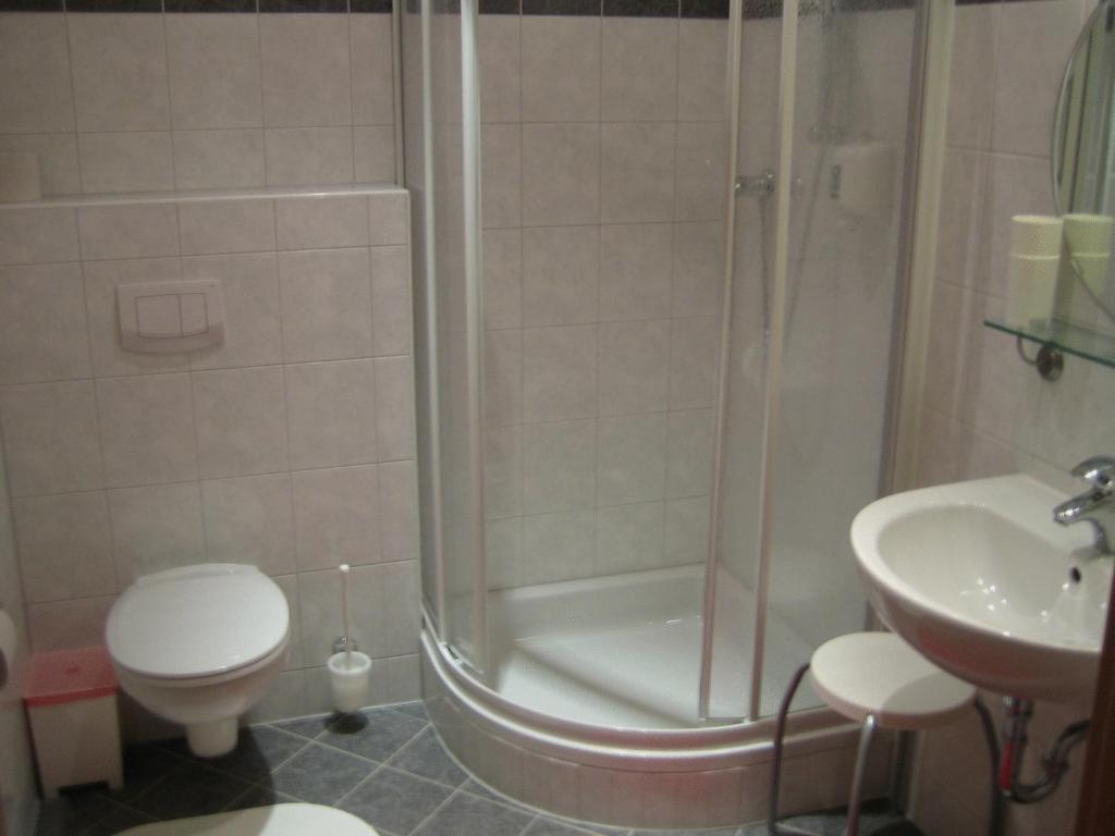 Hotel Dorfwirt Sankt Marein bei Graz Habitación foto